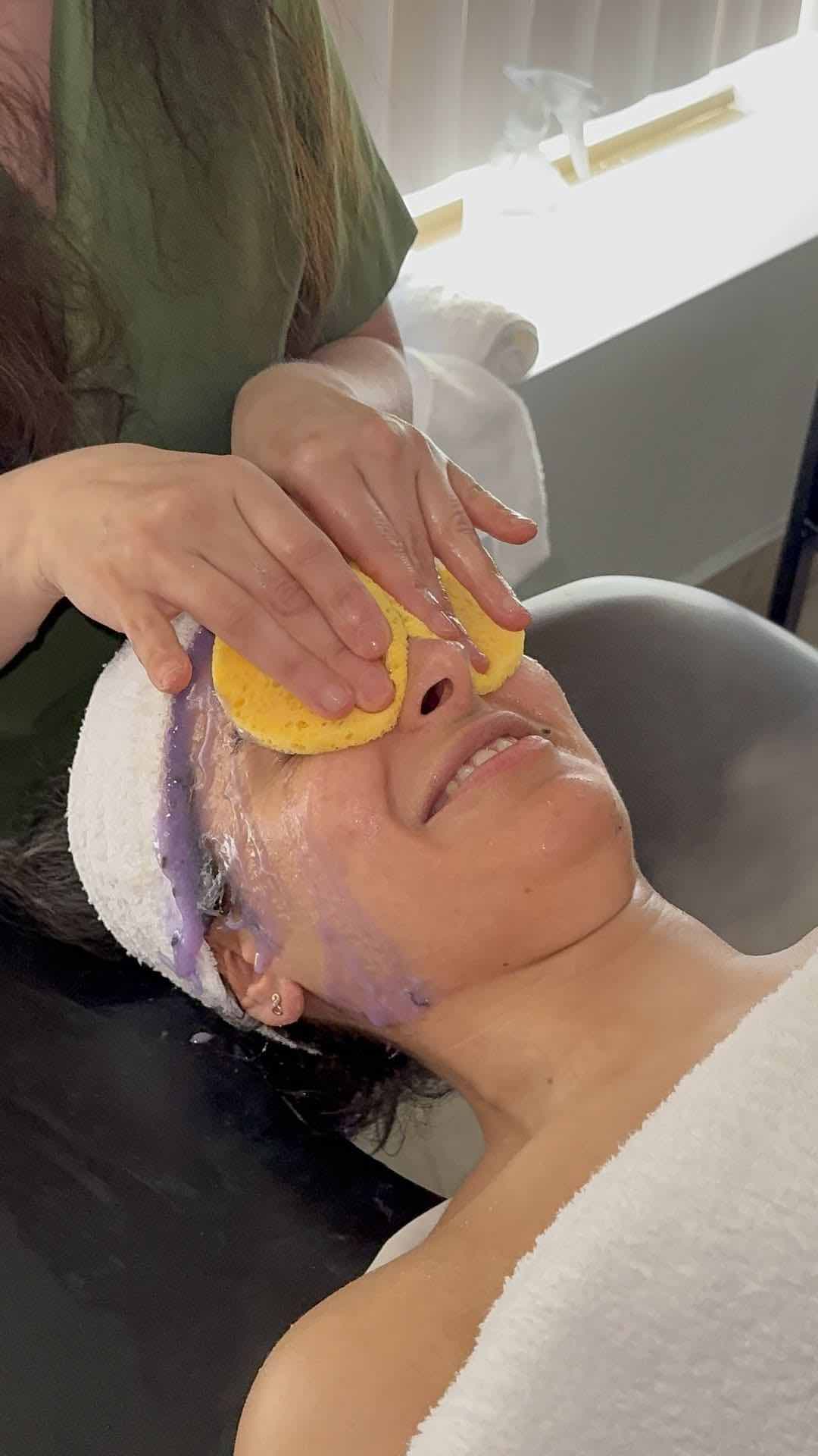 Facial Massage in  Richmond Hill